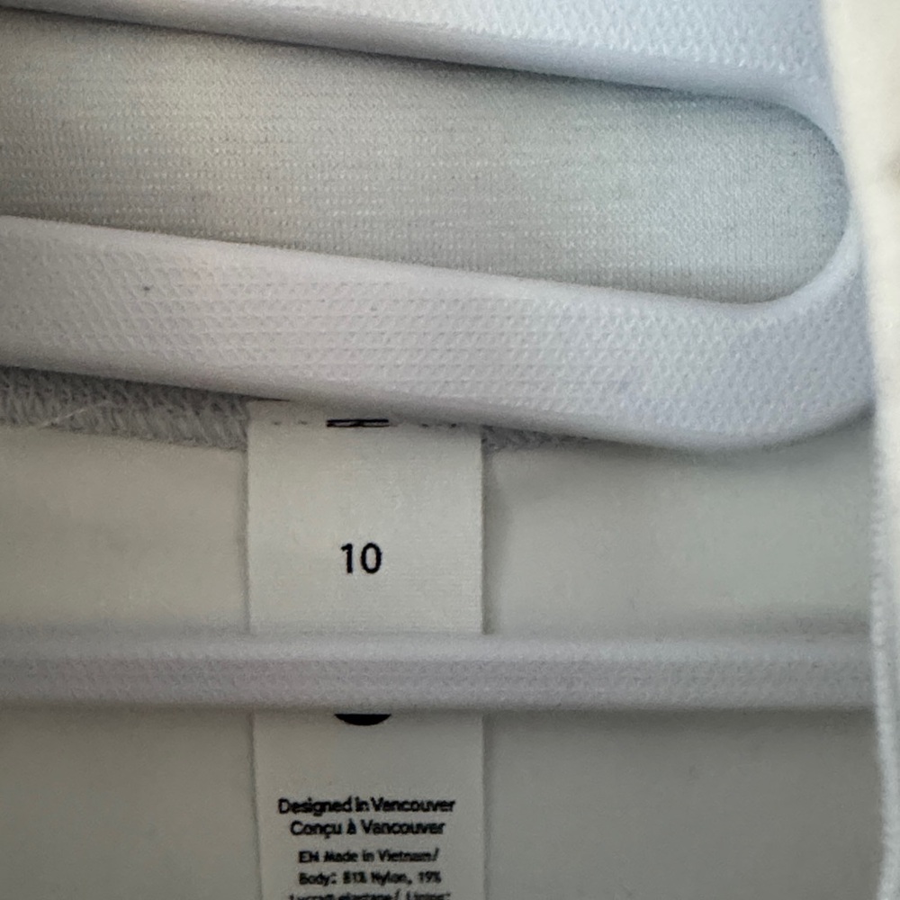 Women's White Patterned Workout Jacket - image 5